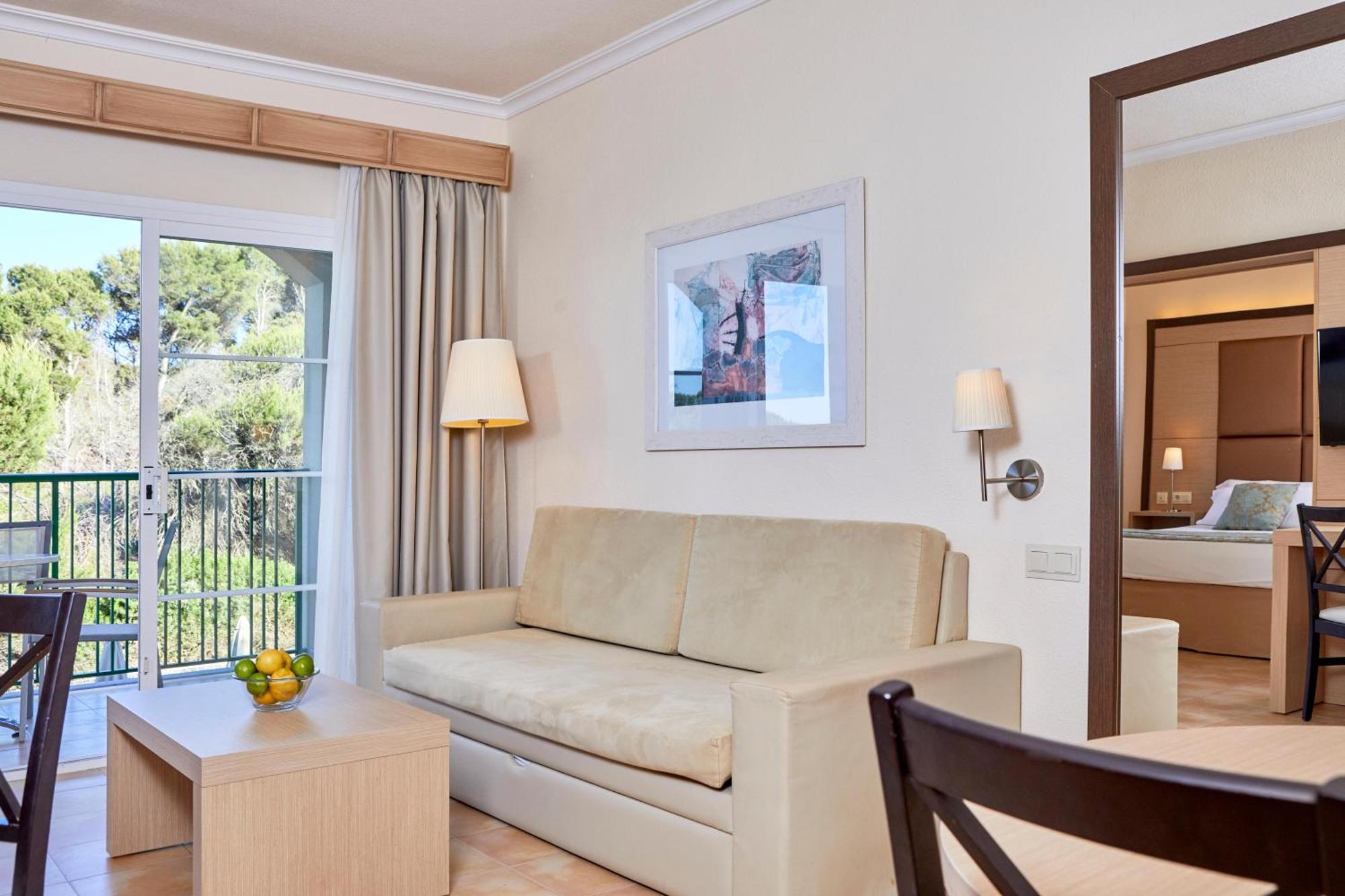 One-Bedroom Suite